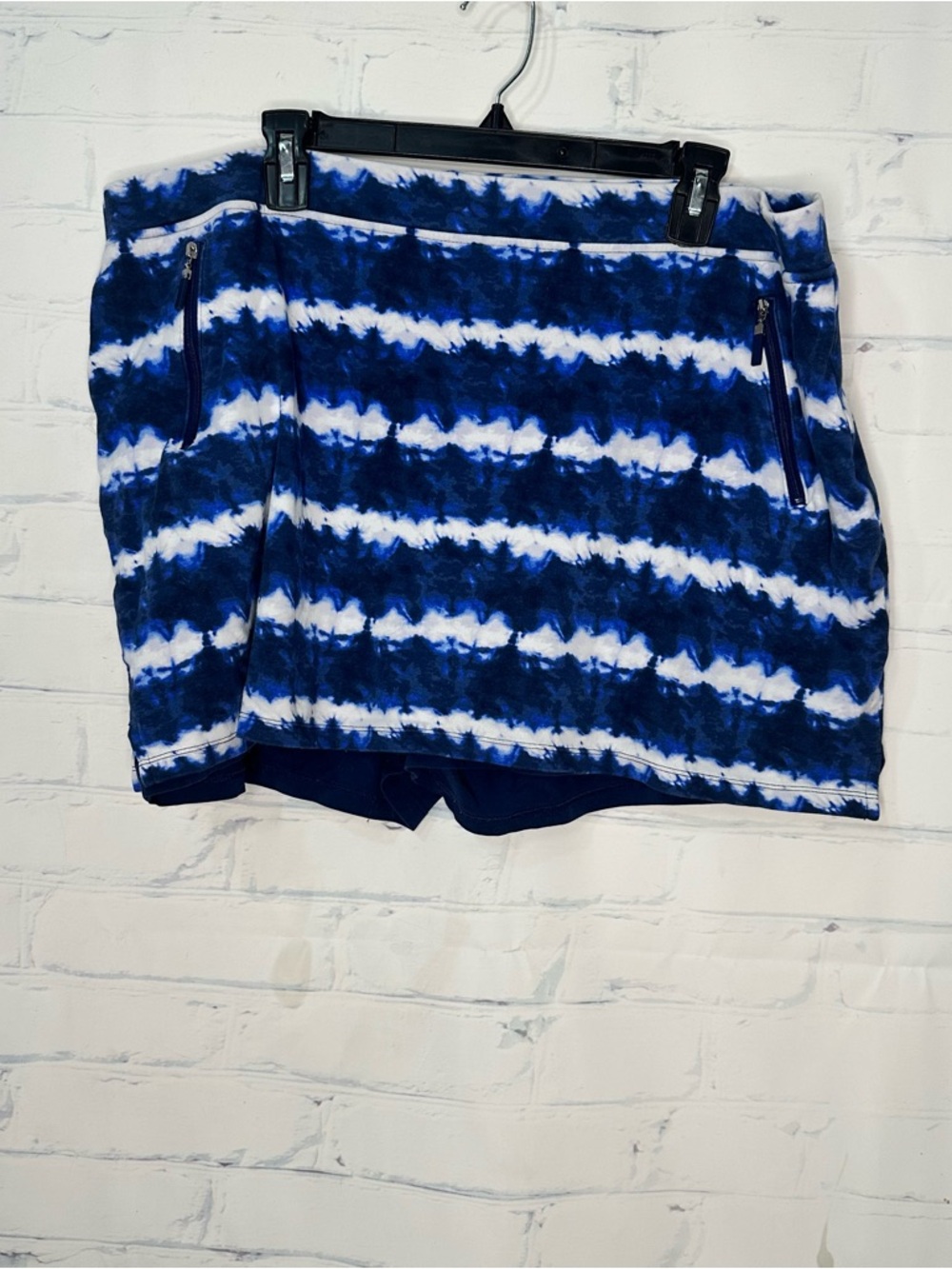 Women’s Jones New York‎ Size 2XL blue & white skort